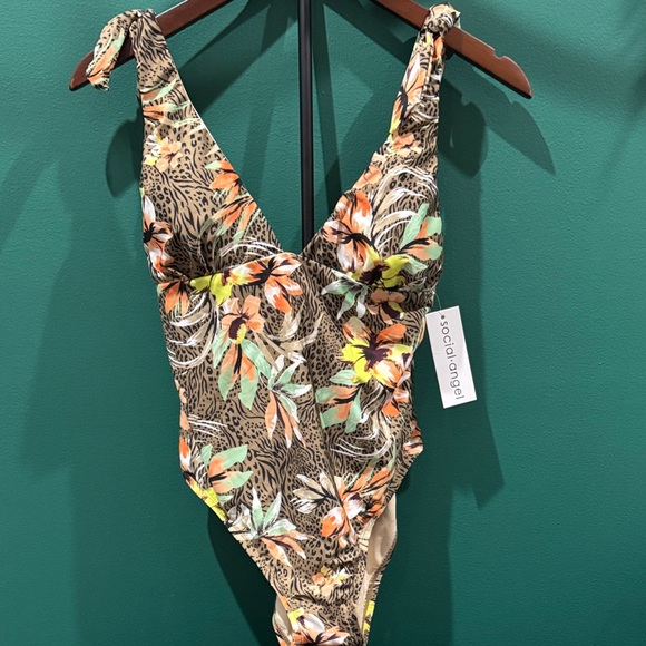 social angel Other - Tropical & Leopard Print One Piece Swimsuit NWT